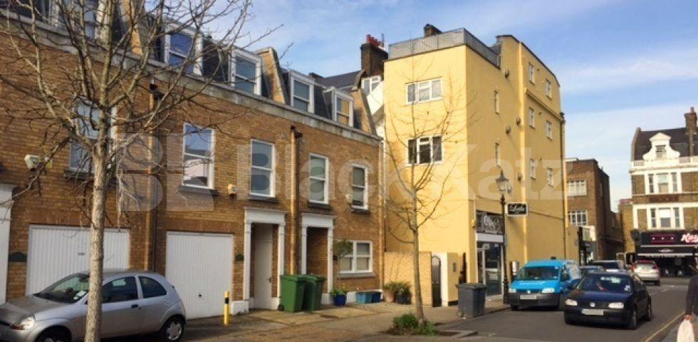 			UNDER OFFER, Studio Apartment, 1 bath, 1 reception Studio			 Walworth Road, Elephant and Castle