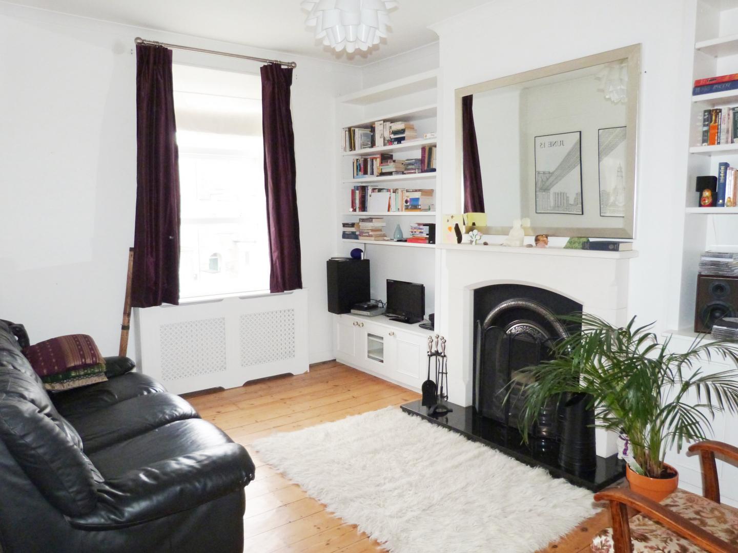 			NEW INSTRUCTION, 2 Bedroom, 1 bath, 1 reception Flat			 Lichfield Road, CRICKLEWOOD