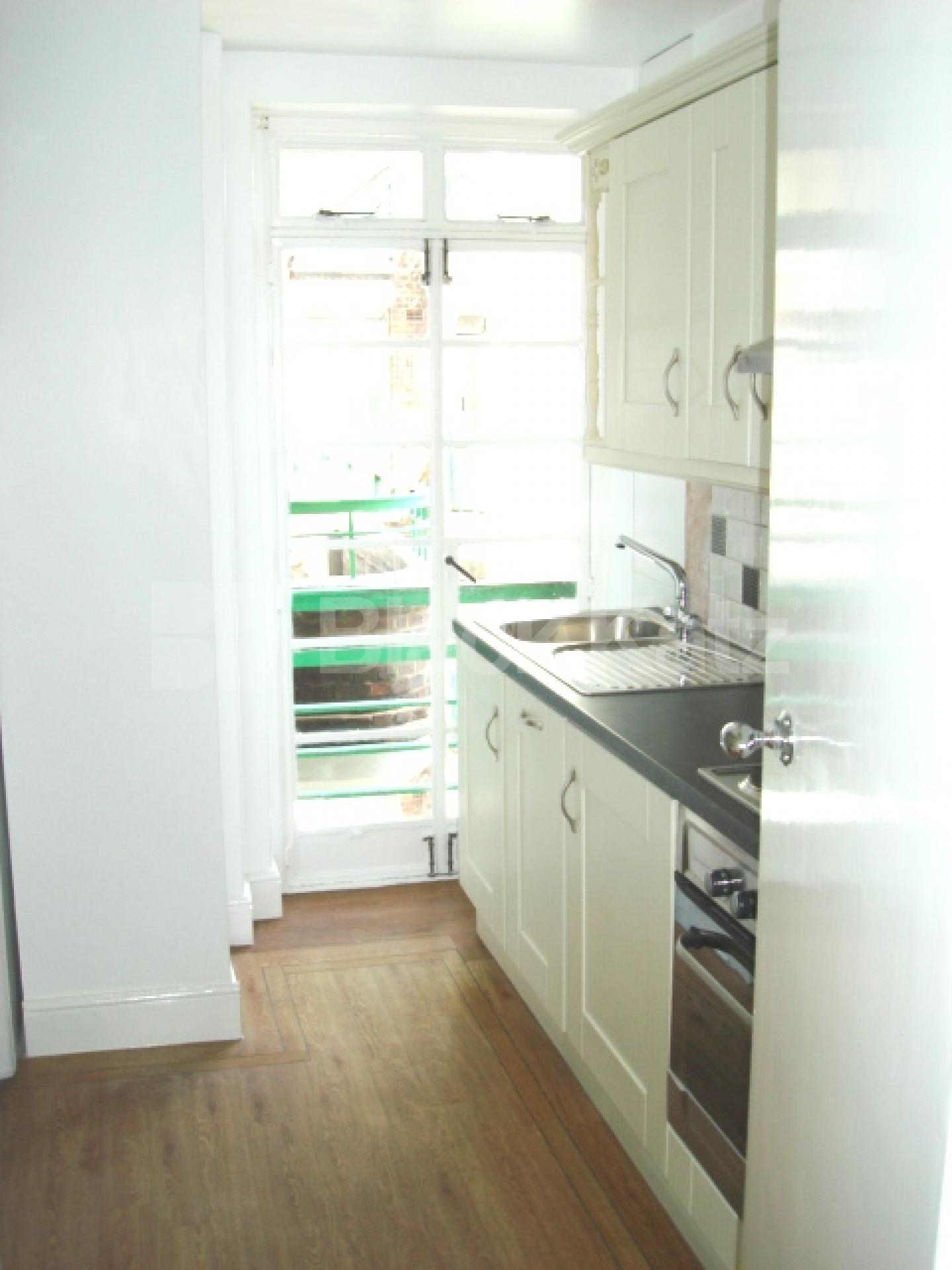			New Instruction, 1 Bedroom, 1 bath, 1 reception Flat			 Gloucester Place, Marylebone nw1