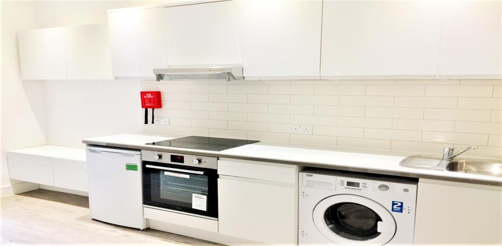 			NEWLY REFURBISHED, Studio Apartment, 1 bath, 1 reception Apartment			 Roderick Road, HAMPSTEAD / BELSIZE PARK
