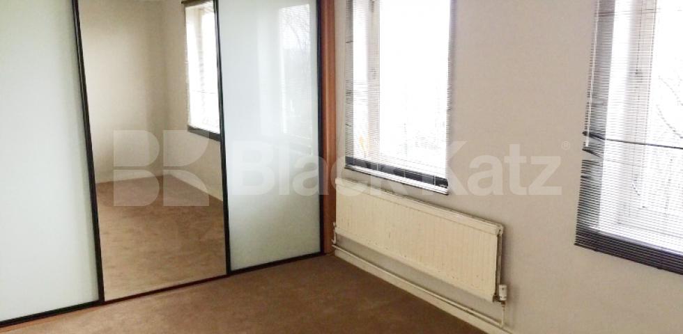 			2 Bedroom, 1 bath, 1 reception Flat			 Ollgar Close, SHEPHERDS BUSH