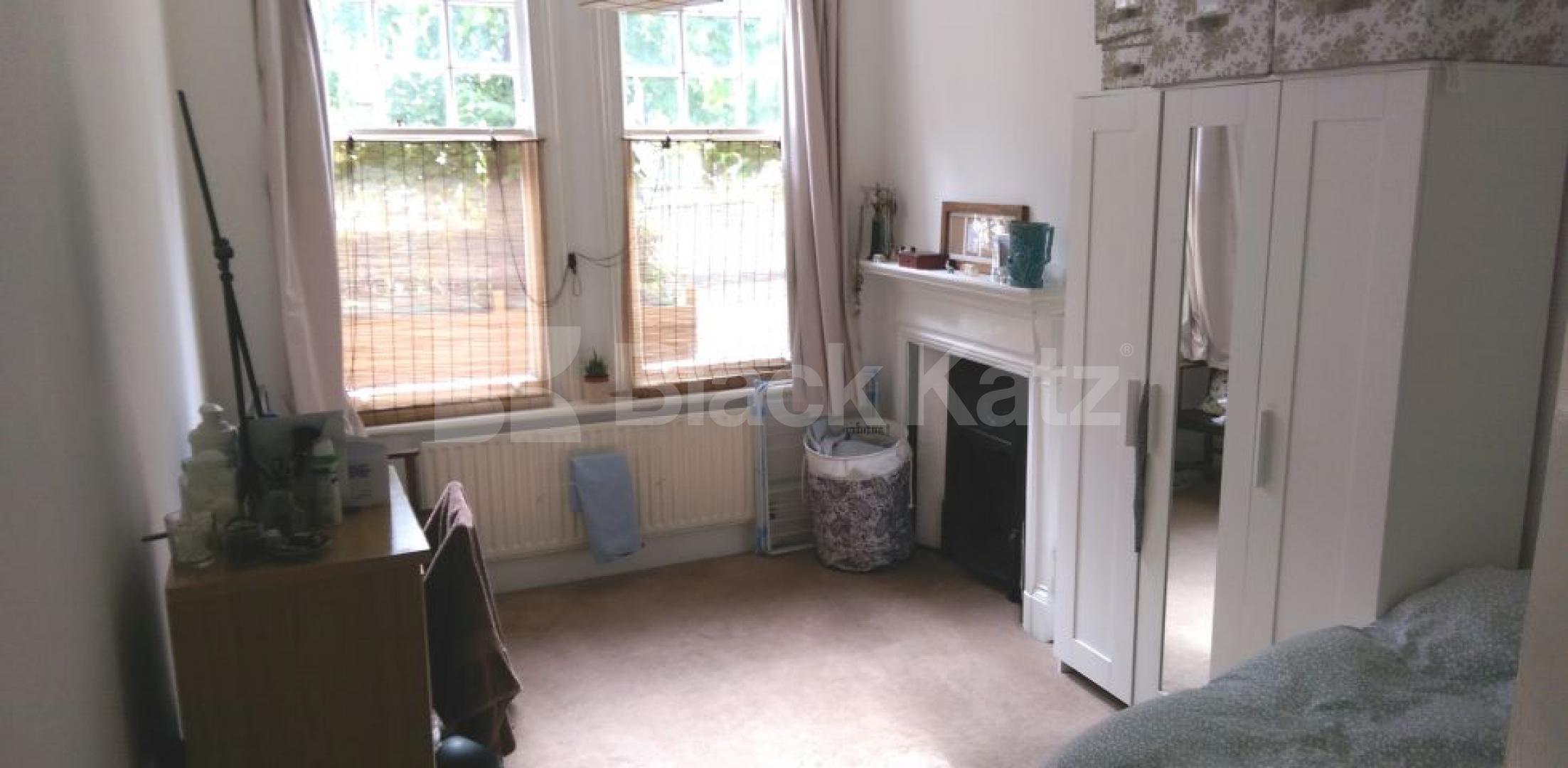 			2 Bedroom, 1 bath, 1 reception Ground Floor Flat			 Linden Mansions, Highgate Village