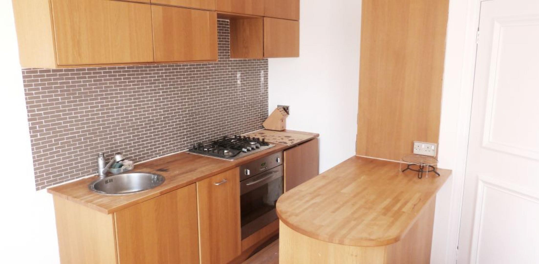 			1 Bedroom, 1 bath, 1 reception Flat			 Malvern Road, MAIDA VALE/QUEENS PARK