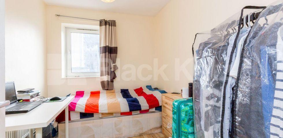 			NEW INSTRUCTION!, 4 Bedroom, 1 bath, 1 reception Flat			 Stanhope Street, CAMDEN / EUSTON