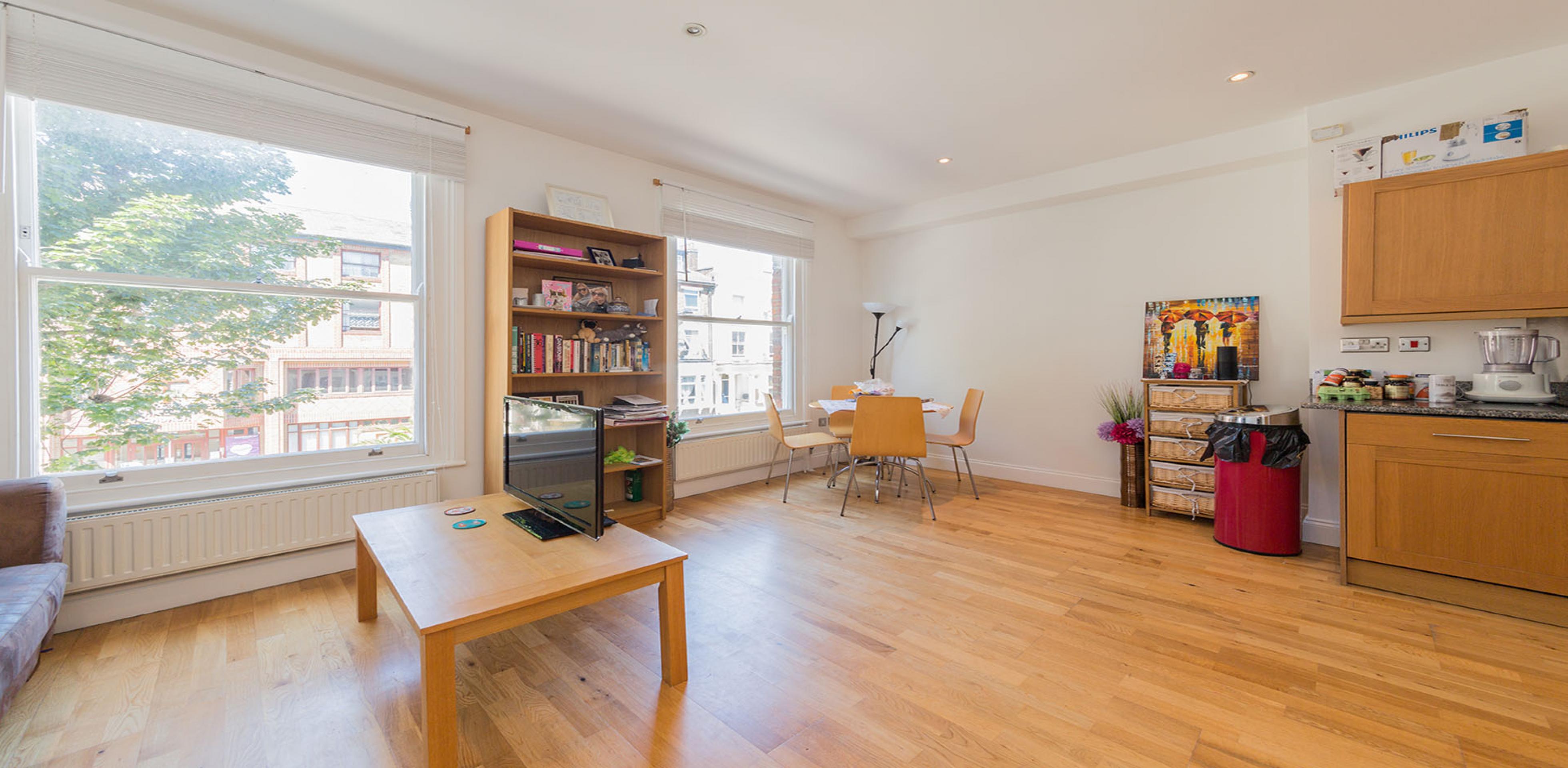 			2 Bedroom, 2 bath, 1 reception Flat			 Iverson Road, WEST HAMPSTEAD NW6