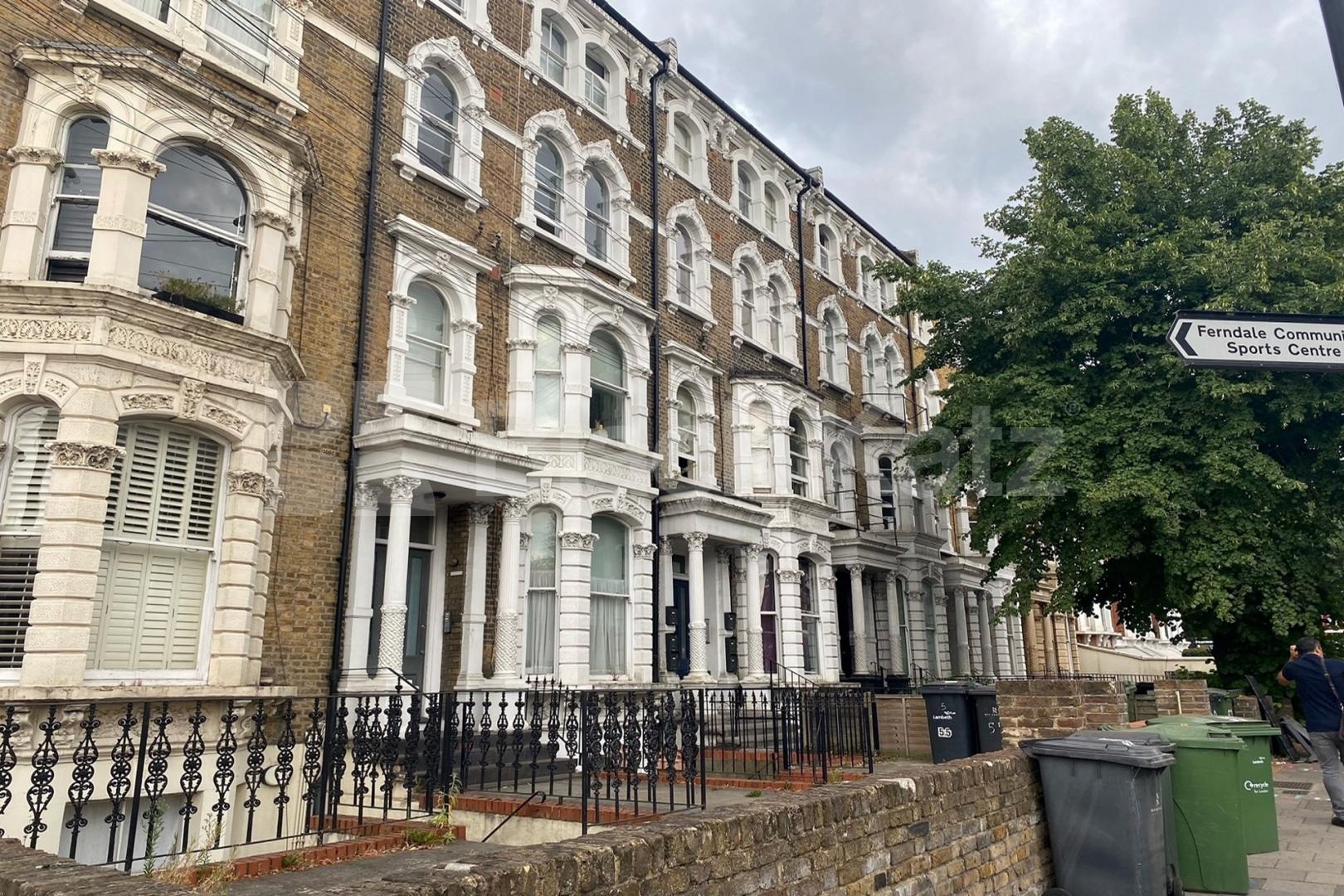 Larger than average & superbly located to amenities & transport Bedford Road, Clapham North