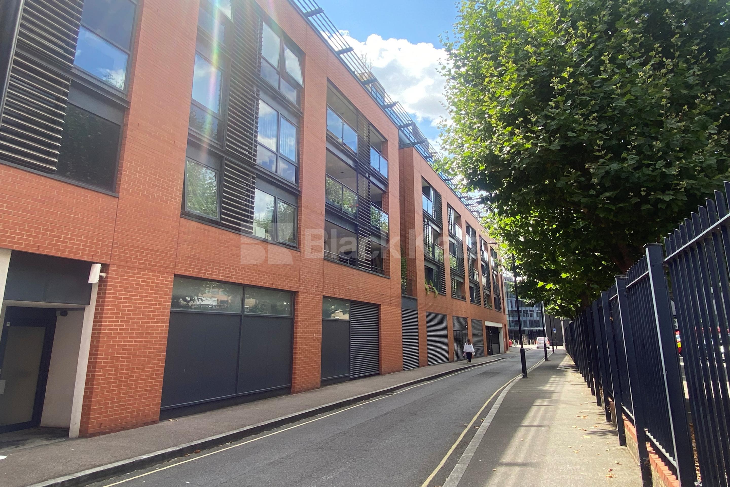 Offering size, quality & location Southwark Bridge Road, London Bridge SE1
