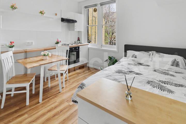 Glenloch Road, Belsize Park, NW3 (Gas and Water Included),  London