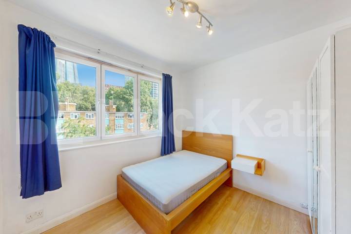 Superbly located duplex apartment by The Shard with additional office room  Kipling Street., London Bridge