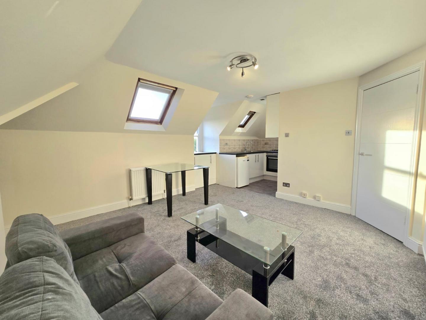 Stunning Apartment Chevening Road, Queens Park