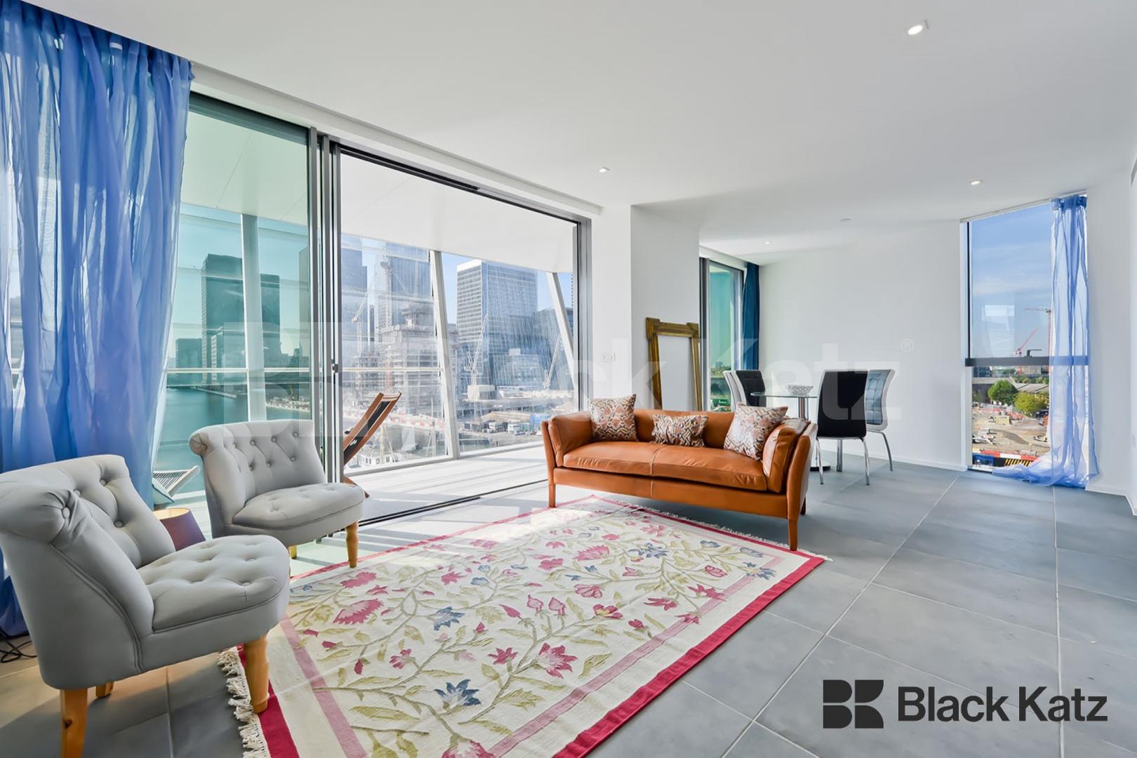  Highly desirable development with stunning unhindered views Dollar Bay Place, Canary Wharf