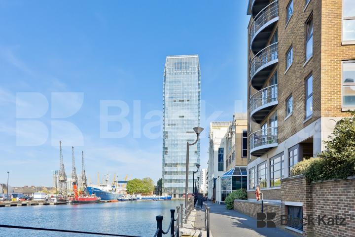  Highly desirable development with stunning and unhindered views Dollar Bay Place, Canary Wharf