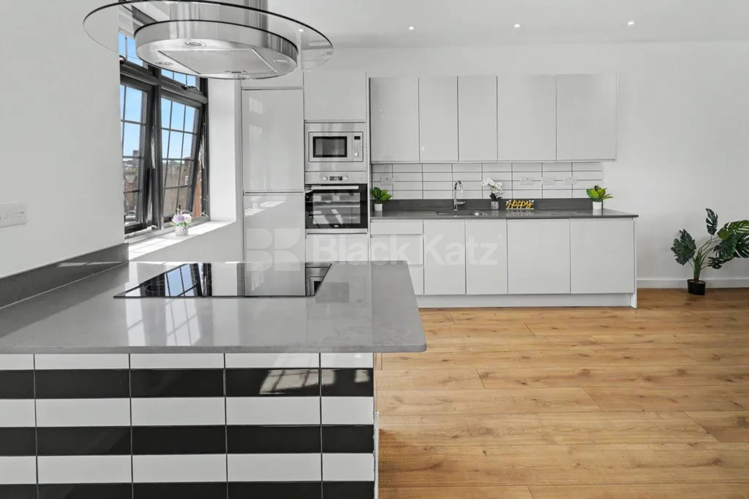 A spacious and well-presented split-level apartment situated on the sought-after Oaklands Road, NW2 Oaklands Road, Lancia House, NW2,  Lancia House NW2