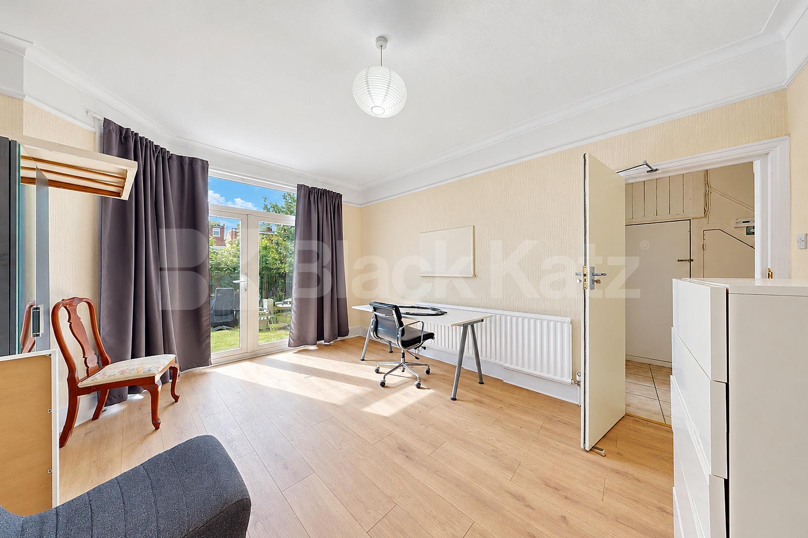 Newly Refurbished Five Bedroom House with Large Garden & Off-Street Berkshire Gardens, Bounds Green