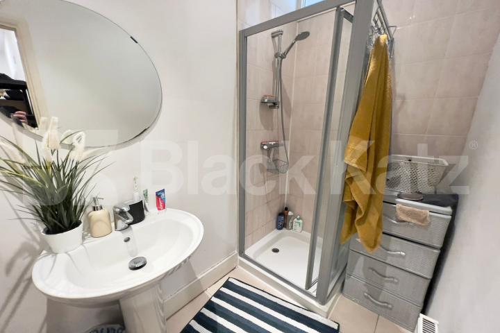 Period conversion moments from amenities   Walworth Road, Elephant and Castle