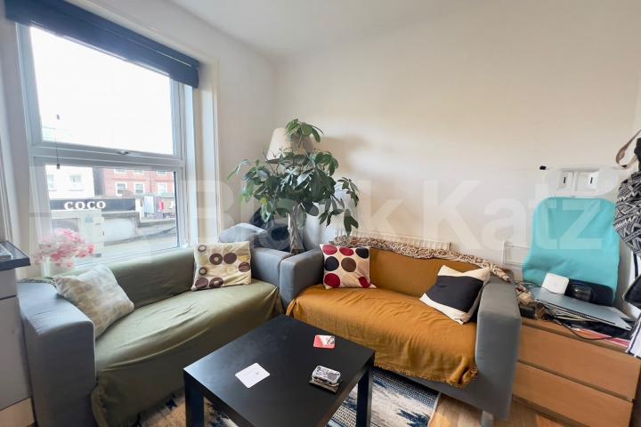 Period conversion moments from amenities   Walworth Road, Elephant and Castle