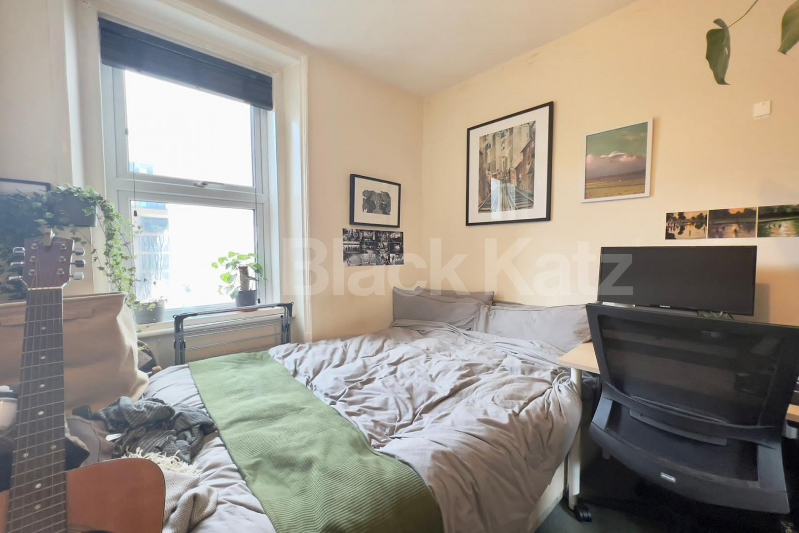 Period conversion moments from amenities   Walworth Road, Elephant and Castle