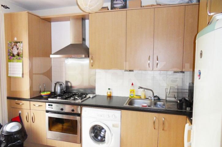 			1 Bedroom, 1 bath, 1 reception Flat			 High Street Hornsey, HORNSEY