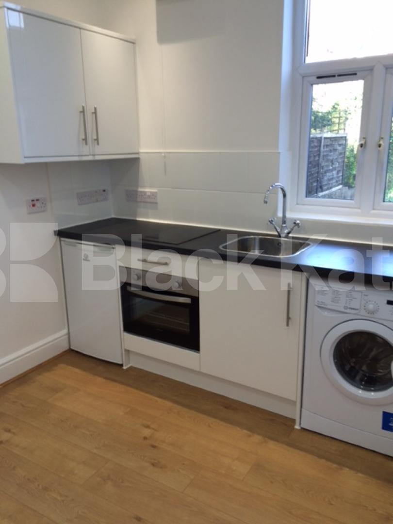 			NEW INSTRUCTION!, Studio Apartment, 1 bath, 1 reception Studio			 Bickerton Road , TUFNELL PARK