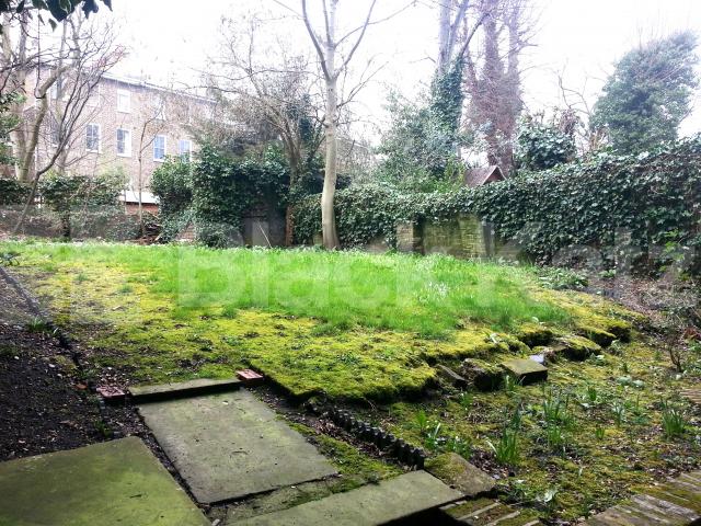 			NEAR PRIMROSE HILL! , 2 Bedroom, 1 bath, 1 reception Flat			 Adamson Road, SWISS COTTAGE