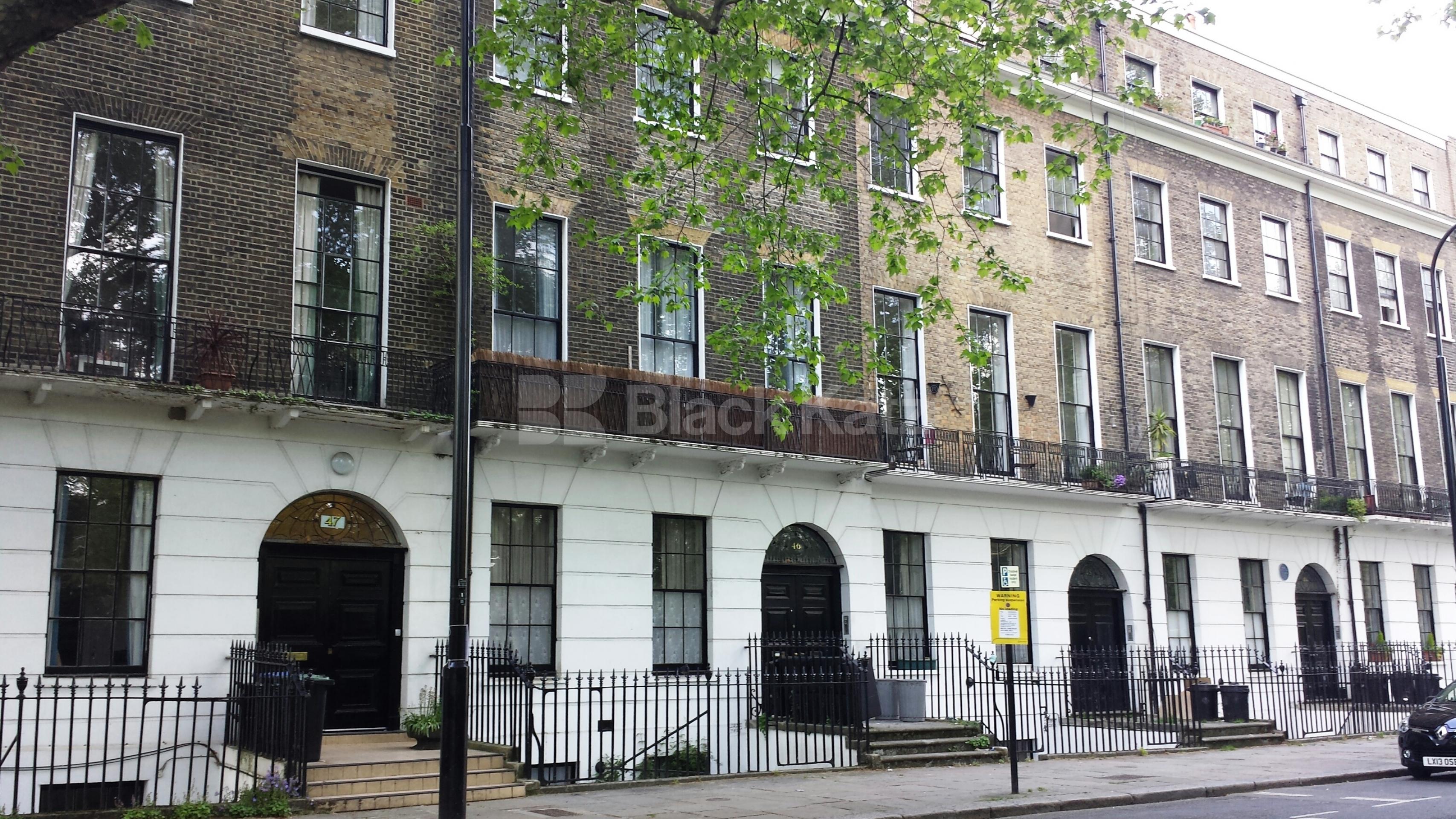 			MINUTES TO TUBE!, 1 Bedroom, 1 bath, 1 reception Flat			 Mecklenburgh Square, BLOOMSBURY WC1N