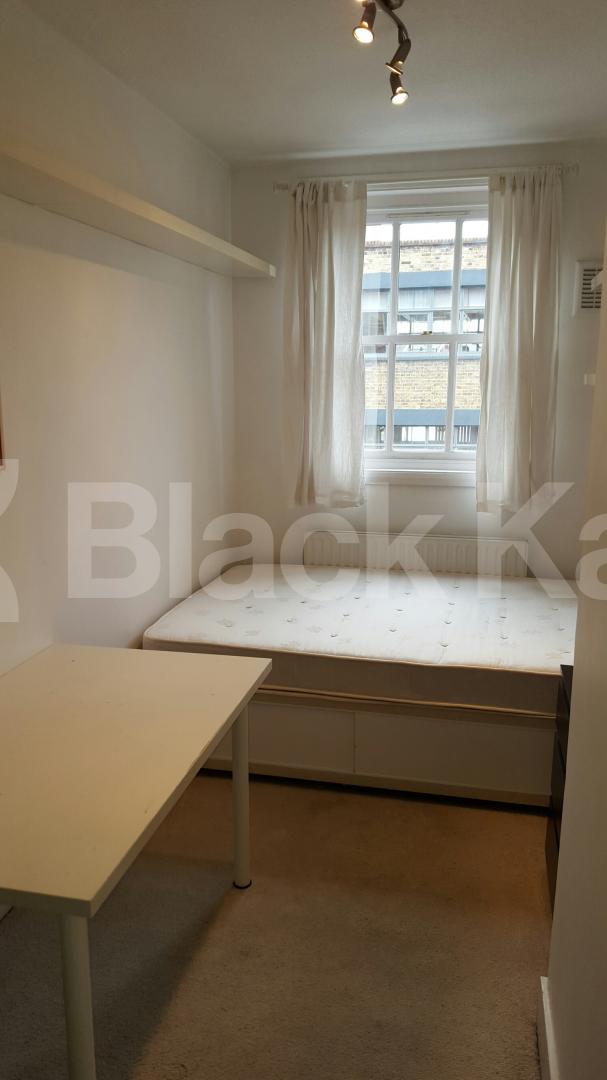 			New Instruction, 3 Bedroom, 1 bath, 1 reception Flat			 Northdown Street , KINGS CROSS