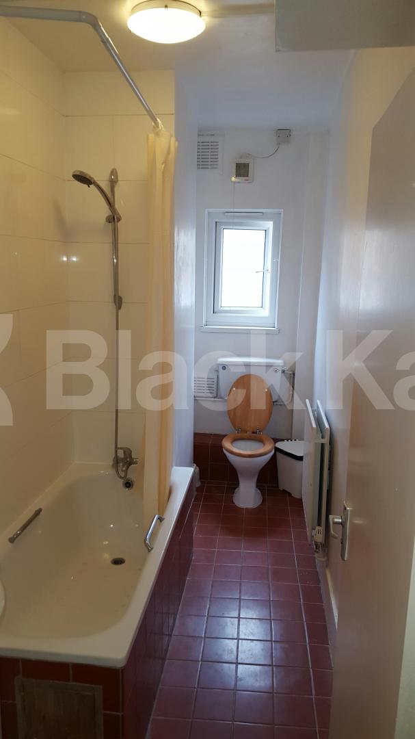 			New Instruction, 3 Bedroom, 1 bath, 1 reception Flat			 Northdown Street , KINGS CROSS