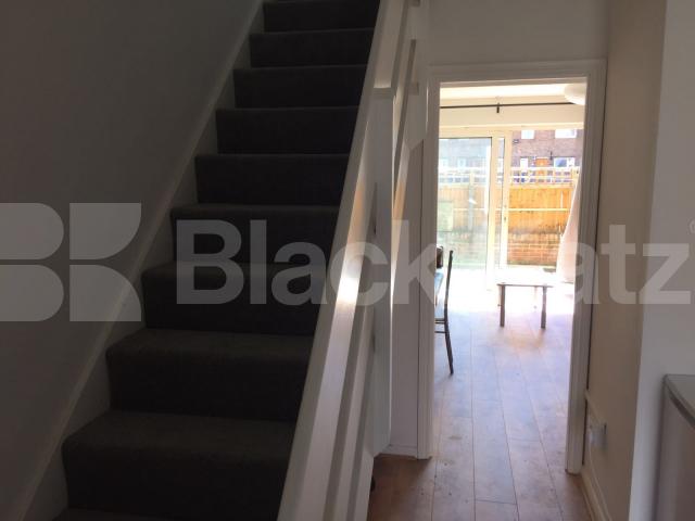 			NEWLY REFURBISHED 4 BEDROOM MAISONETTE WITH GARDEN!, 4 Bedroom, 1 bath, 1 reception Ground Floor Maisonette			 Portia Way, MILE END-BOW