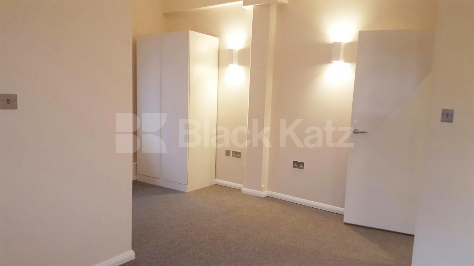 			STUNNING 2 BEDROOM WAREHOUSE APARTMENT, 2 Bedroom, 1 bath, 1 reception Flat			 SPRINFIELD HOUSE LOFTS-TYSSEN STREET, DALSTON-HAGGERSTON-SHOREDITCH