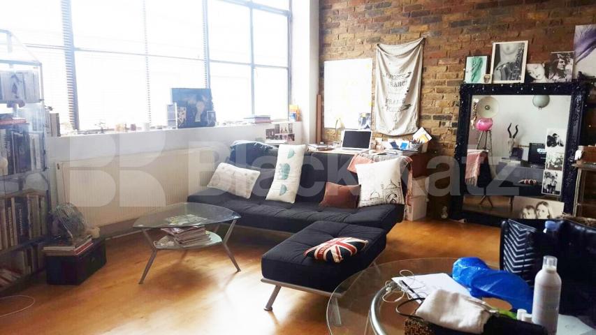 			WAREHOUSE CONVERSION IN ANGEL-OLD STREET-SHOREDITCH, 1 Bedroom, 1 bath, 1 reception Flat			 EAGLE HOUSE-EAGLE WHARF ROAD, ANGEL-OLD STREET-SHOREDITCH