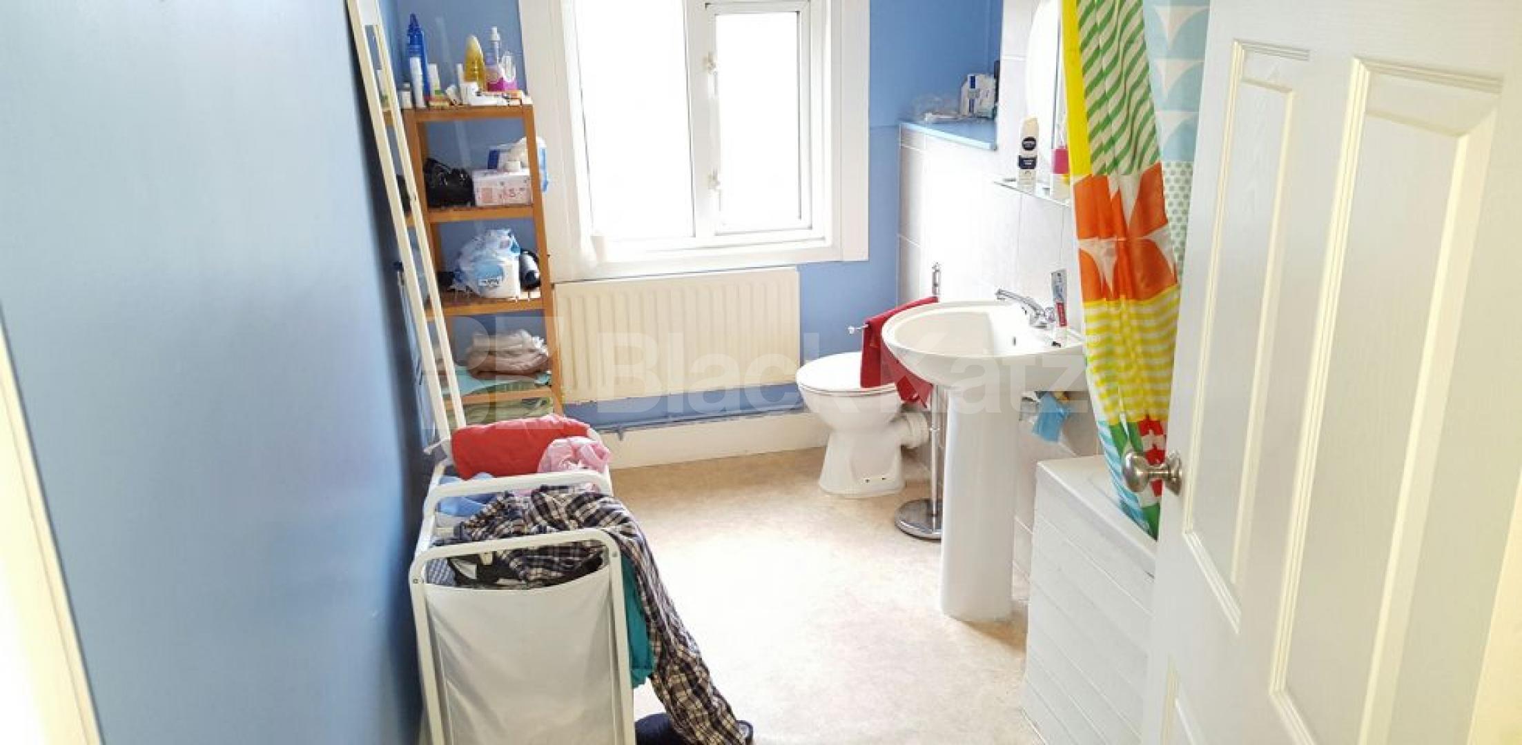 			NEW INSTRUCTION, 1 Bedroom, 1 bath, 1 reception Flat			 Yeldham Road , HAMMERSMITH