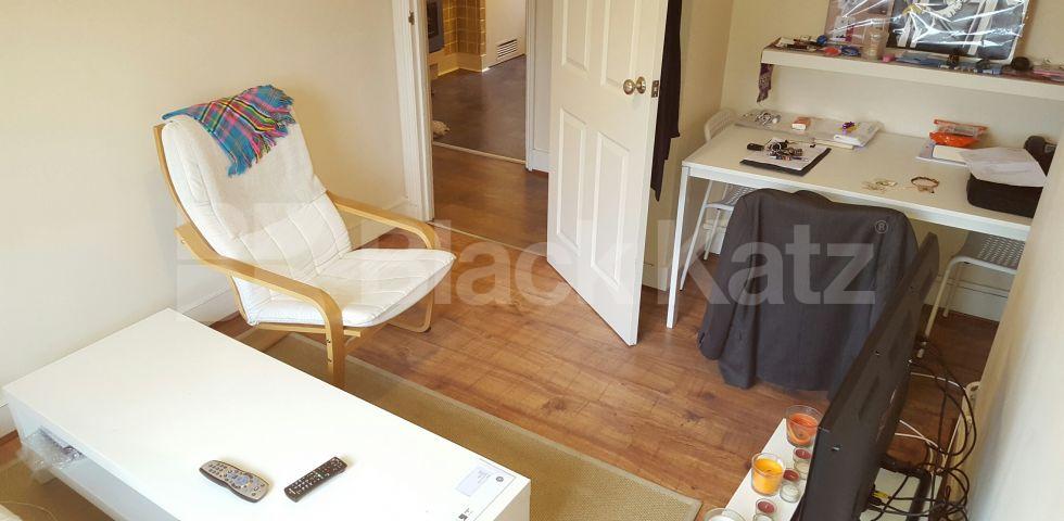 			NEW INSTRUCTION, 1 Bedroom, 1 bath, 1 reception Flat			 Yeldham Road , HAMMERSMITH