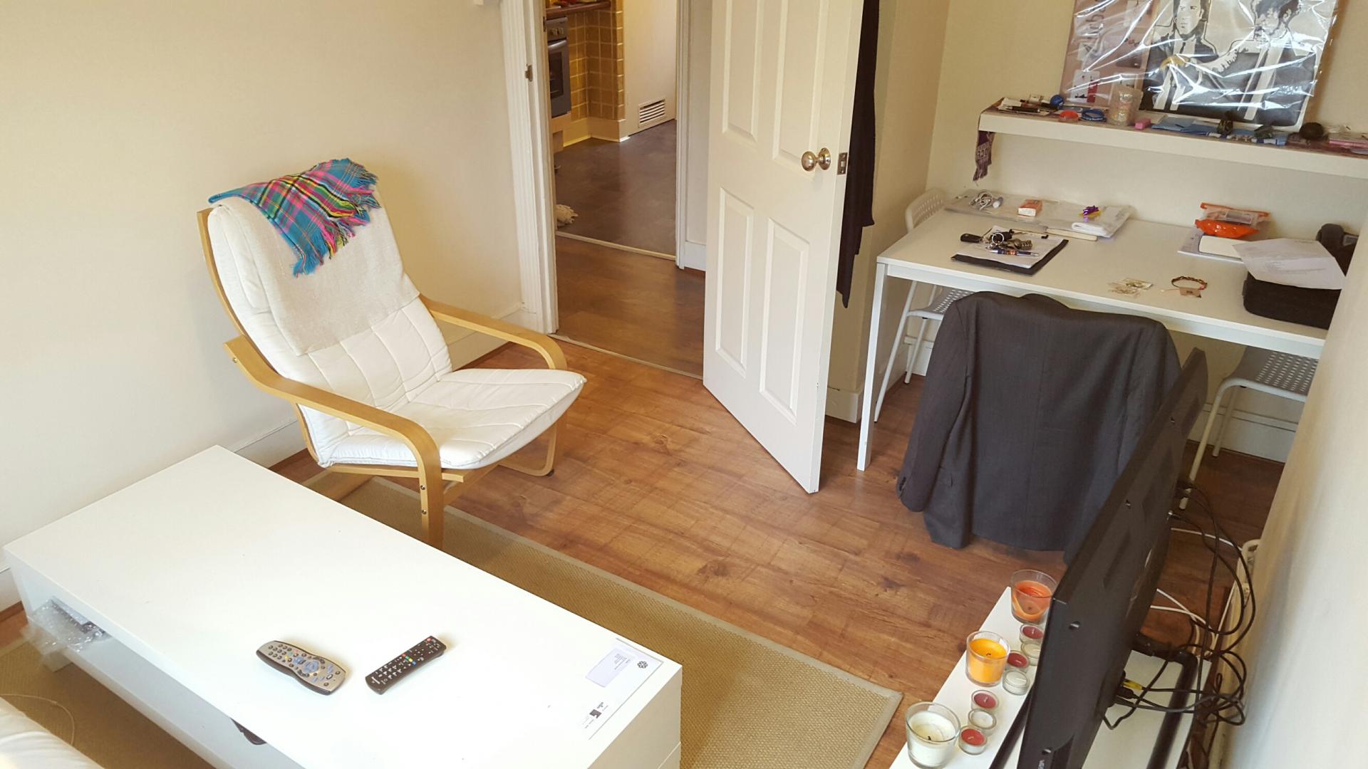 			UNDER OFFER , 1 Bedroom, 1 bath, 1 reception Flat			 Yeldham Road , HAMMERSMITH