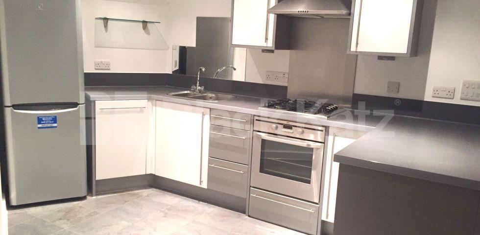 			MODERN 1 BED MINS TO TUBE!, 1 Bedroom, 1 bath, 1 reception Flat			 EDEN GROVE , HOLLOWAY