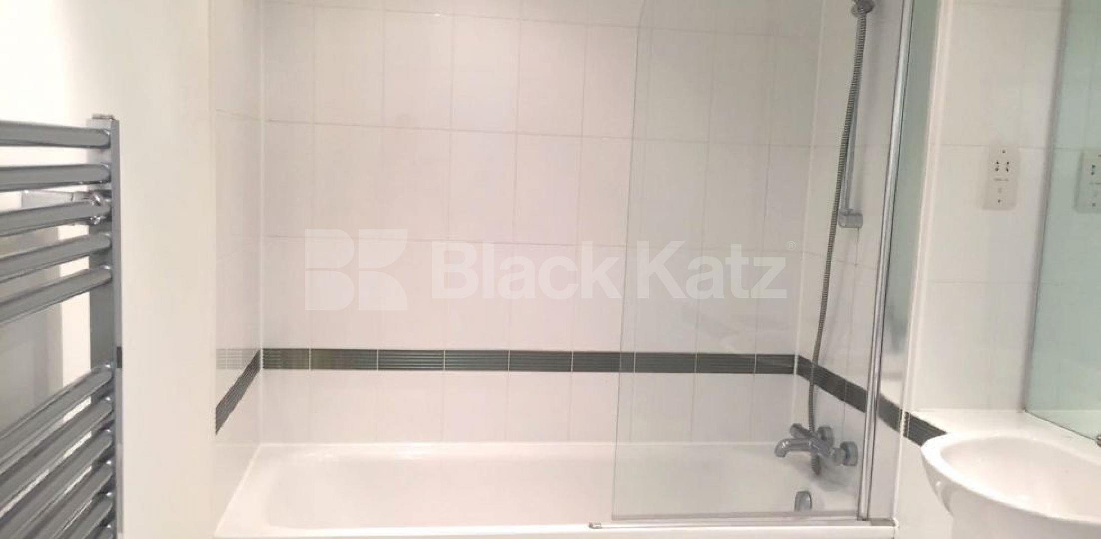 			MODERN 1 BED MINS TO TUBE!, 1 Bedroom, 1 bath, 1 reception Flat			 EDEN GROVE , HOLLOWAY