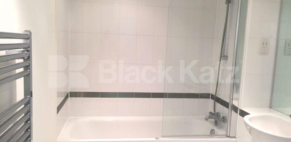 			MODERN 1 BED MINS TO TUBE!, 1 Bedroom, 1 bath, 1 reception Flat			 EDEN GROVE , HOLLOWAY