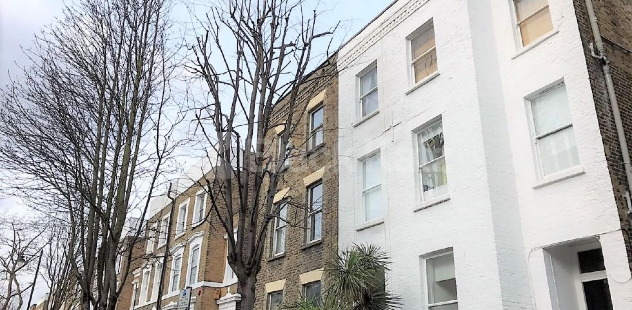 			STUNNING 2 BEDROOM FLAT IN DE BEAUVOIR, 2 Bedroom, 1 bath, 1 reception Flat			 Englefield Road, CANONBURY-DE BEAUVOIR-ISLINGTON