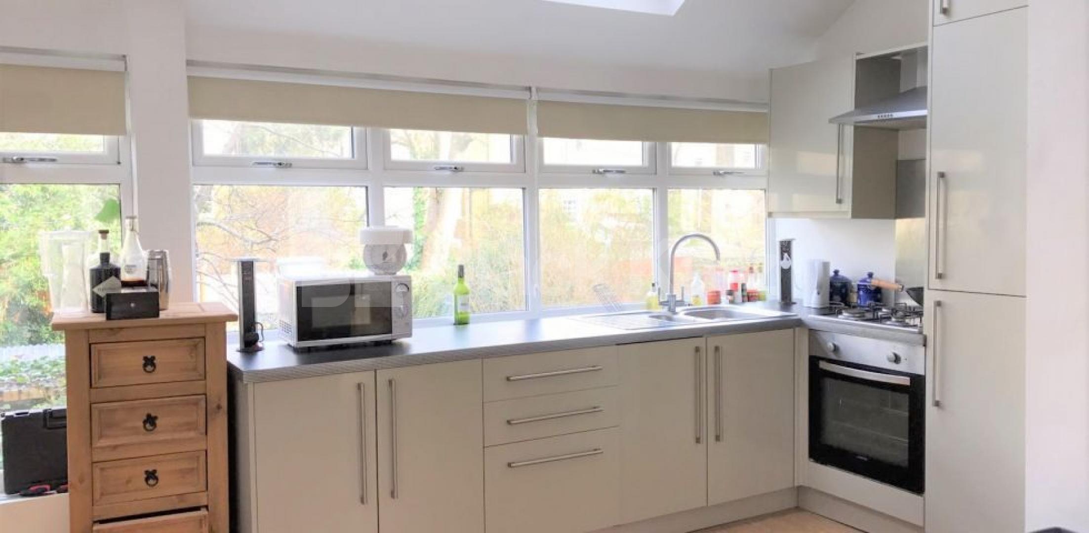 			STUNNING 2 BEDROOM FLAT IN DE BEAUVOIR, 2 Bedroom, 1 bath, 1 reception Flat			 Englefield Road, CANONBURY-DE BEAUVOIR-ISLINGTON