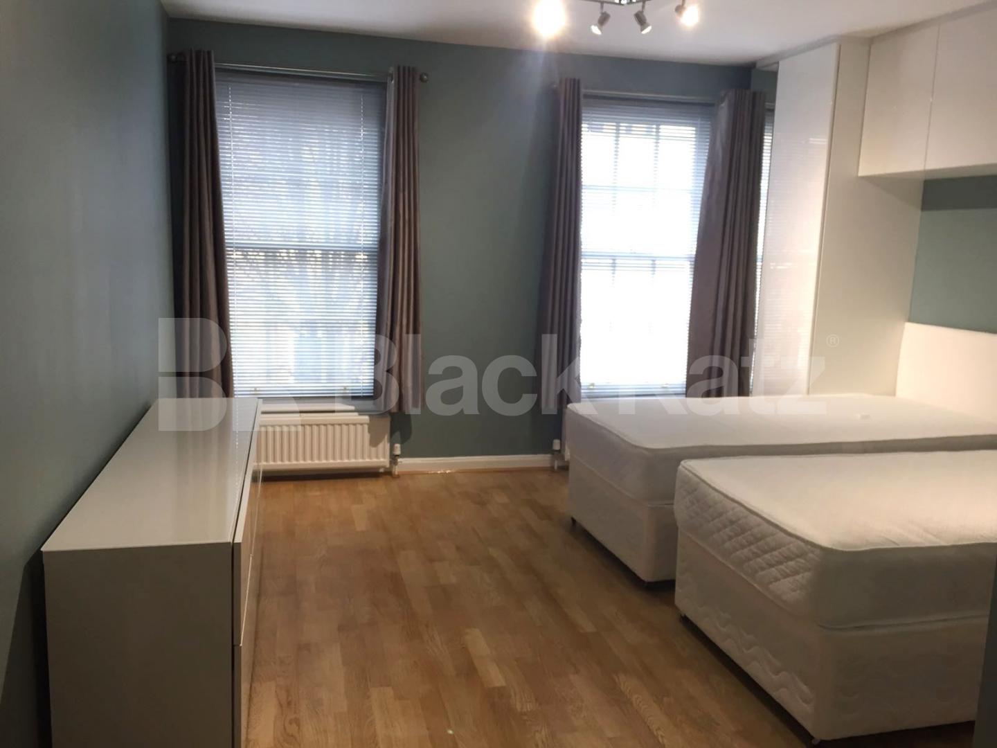 			NEWLY REFURBISHED 2 BED WITH ENSUITES!, 2 Bedroom, 1 bath, 1 reception Flat			 Whitfield Street, FITZROVIA
