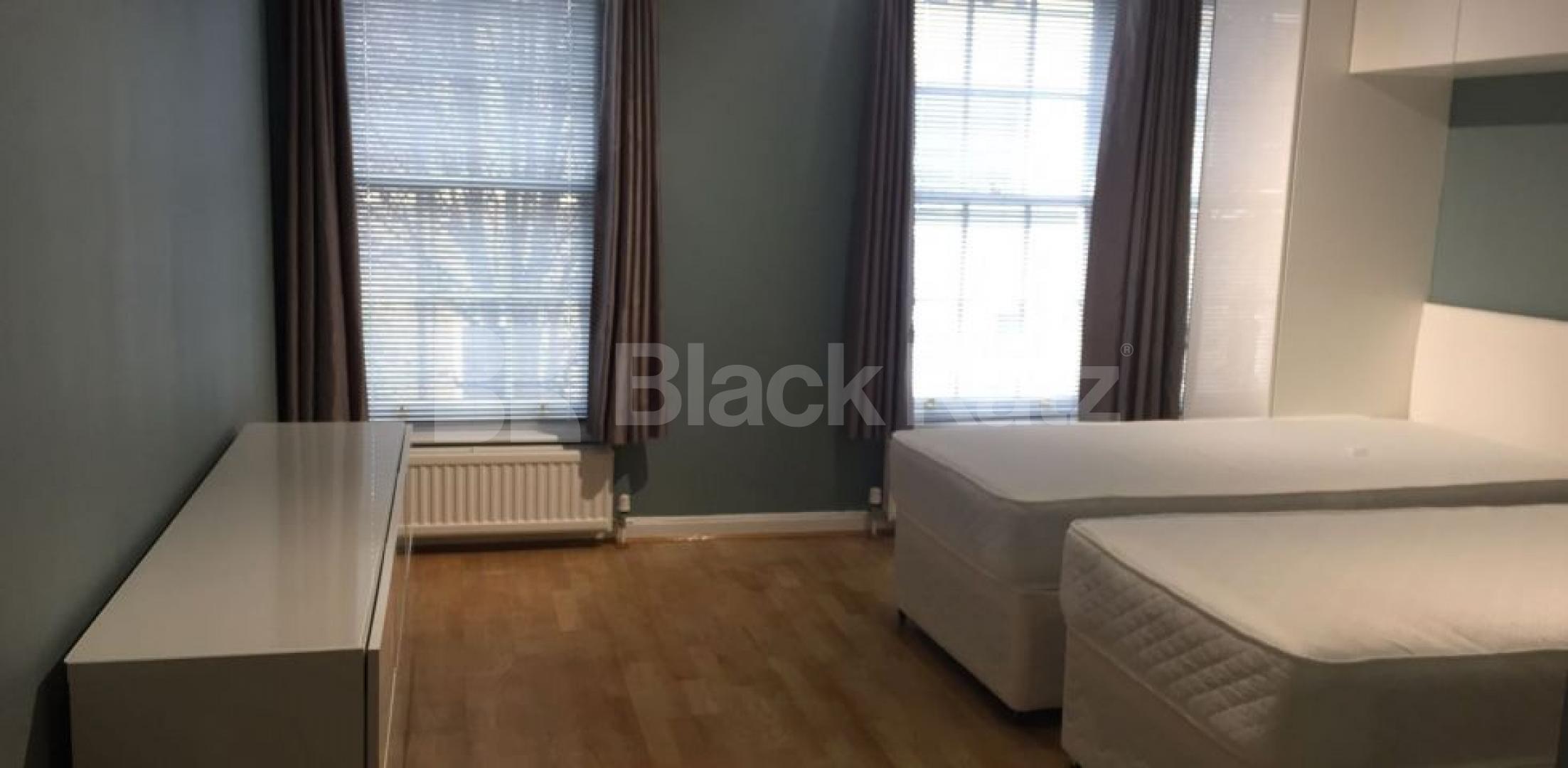 			NEWLY REFURBISHED 2 BED WITH ENSUITES!, 2 Bedroom, 1 bath, 1 reception Flat			 Whitfield Street, FITZROVIA