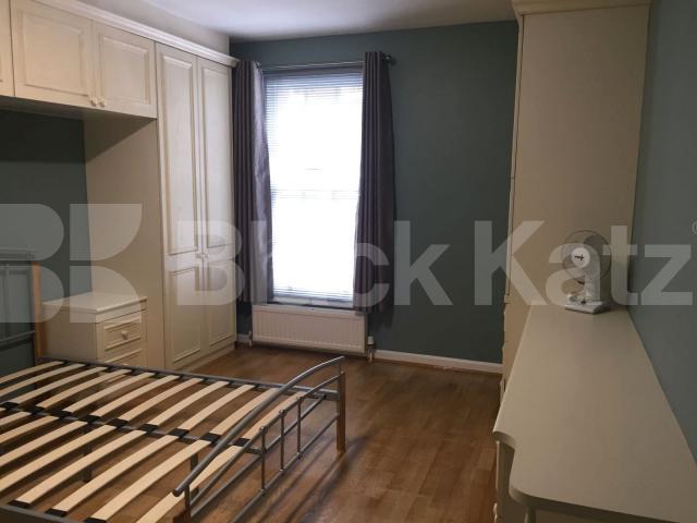 			NEWLY REFURBISHED 2 BED WITH ENSUITES!, 2 Bedroom, 1 bath, 1 reception Flat			 Whitfield Street, FITZROVIA