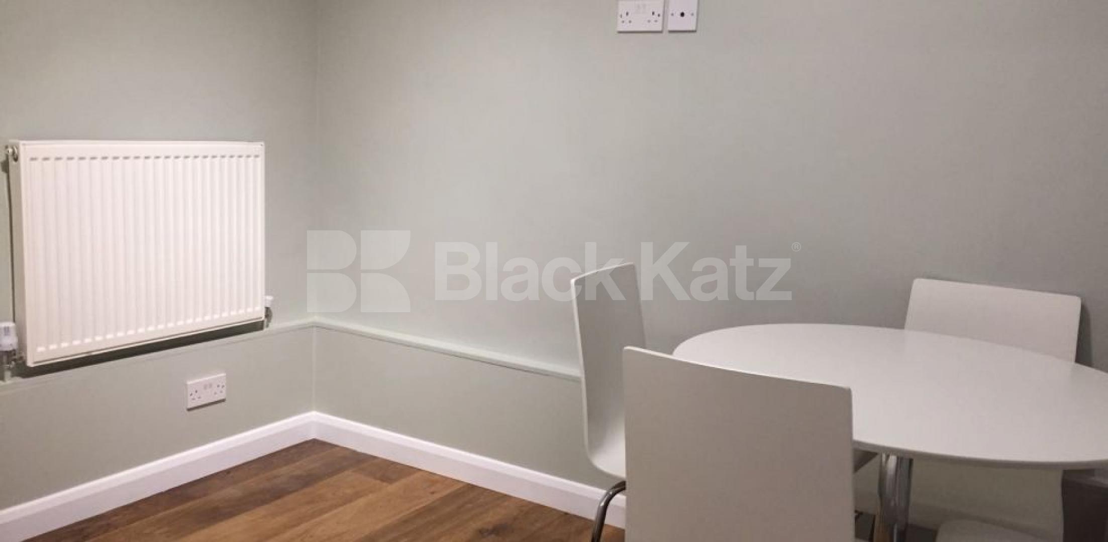 			NEWLY REFURBISHED 2 BED WITH ENSUITES!, 2 Bedroom, 1 bath, 1 reception Flat			 Whitfield Street, FITZROVIA