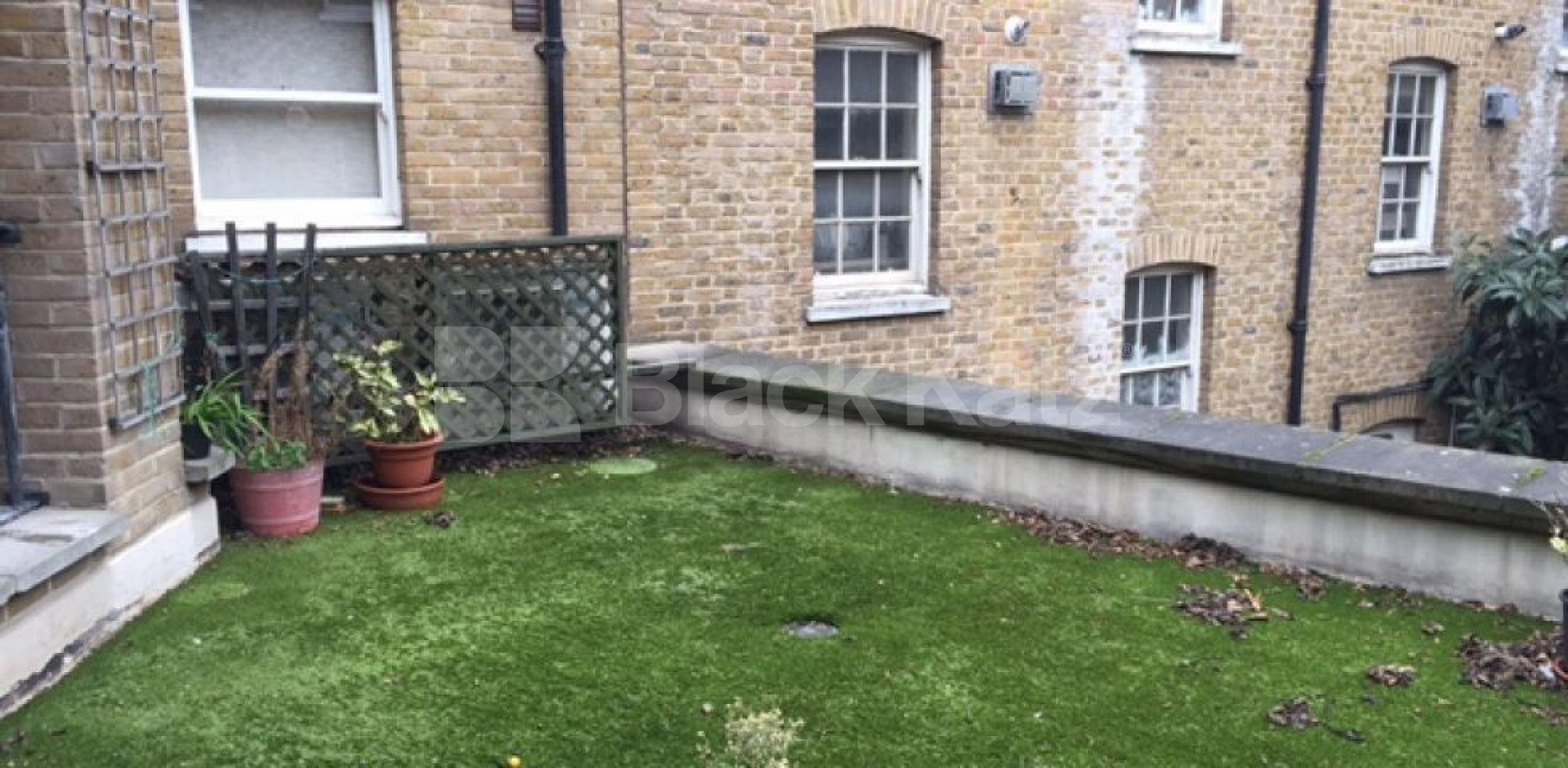 			NEWLY REFURBISHED 2 BED WITH ENSUITES!, 2 Bedroom, 1 bath, 1 reception Flat			 Whitfield Street, FITZROVIA