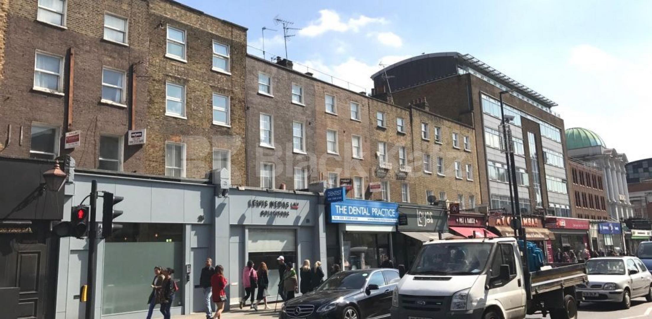 Modern studio in the heart of Camden mins to tube & shops Camden High Street, Camden