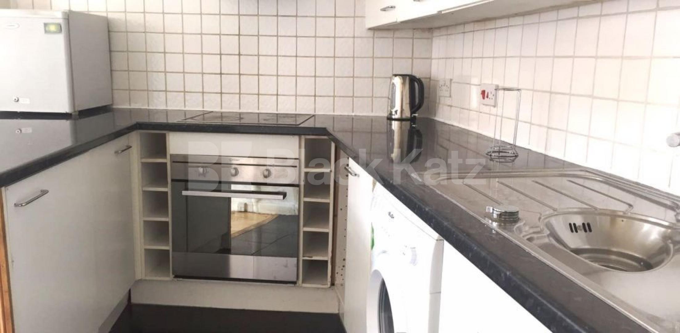 			NEW INSTRUCTION!, 2 Bedroom, 1 bath, 1 reception Flat			 Sutherland Avenue, Maida Vale