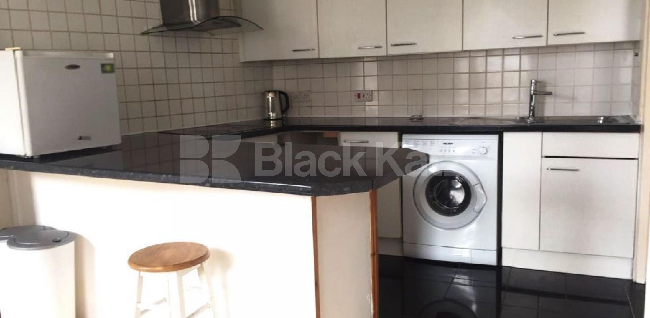 			NEW INSTRUCTION!, 2 Bedroom, 1 bath, 1 reception Flat			 Sutherland Avenue, Maida Vale