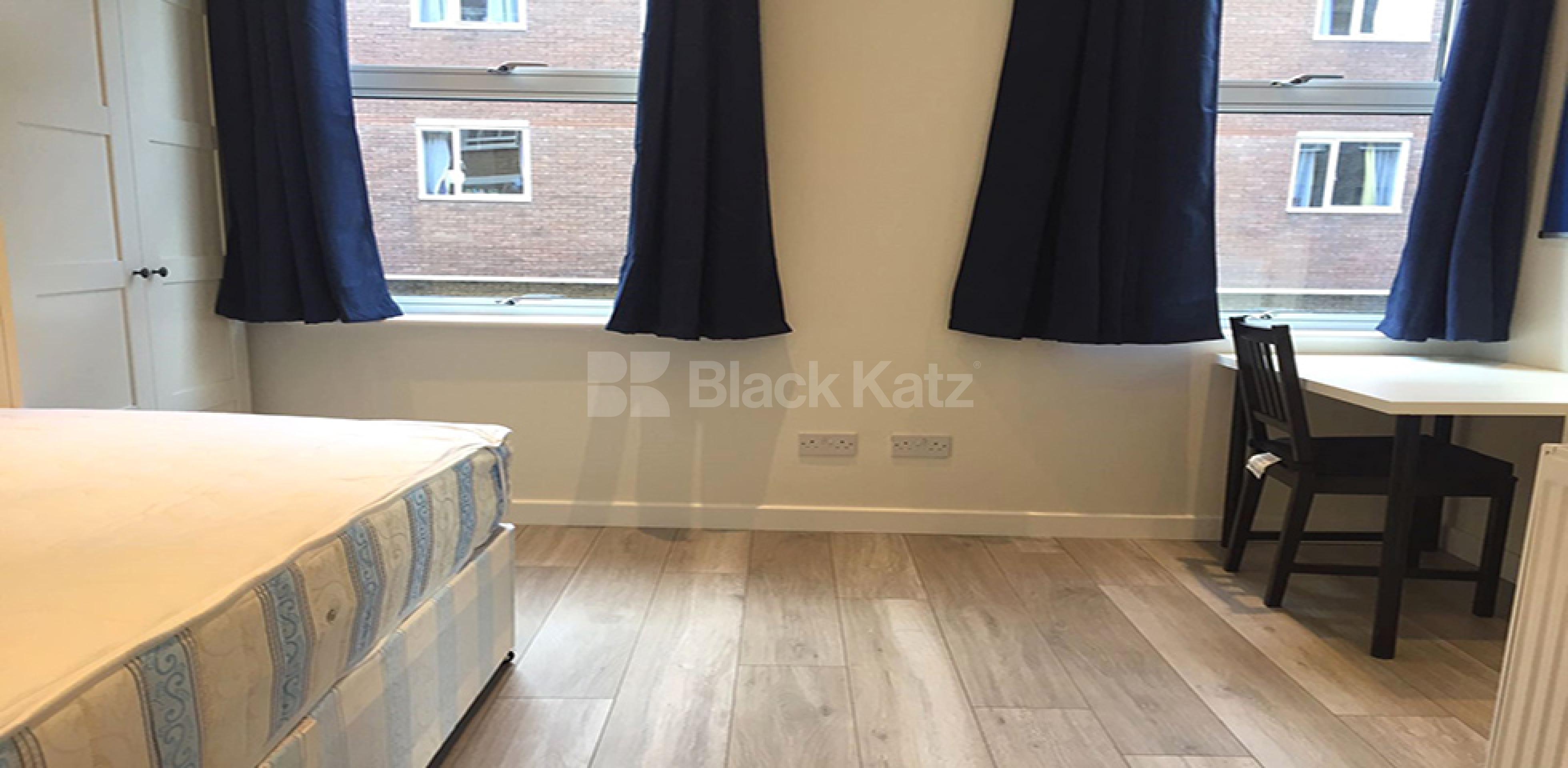 			Ideal for 3 students!, 2 Bedroom, 1 bath, 1 reception Flat			 Whitfield Street, Warren Street W1T