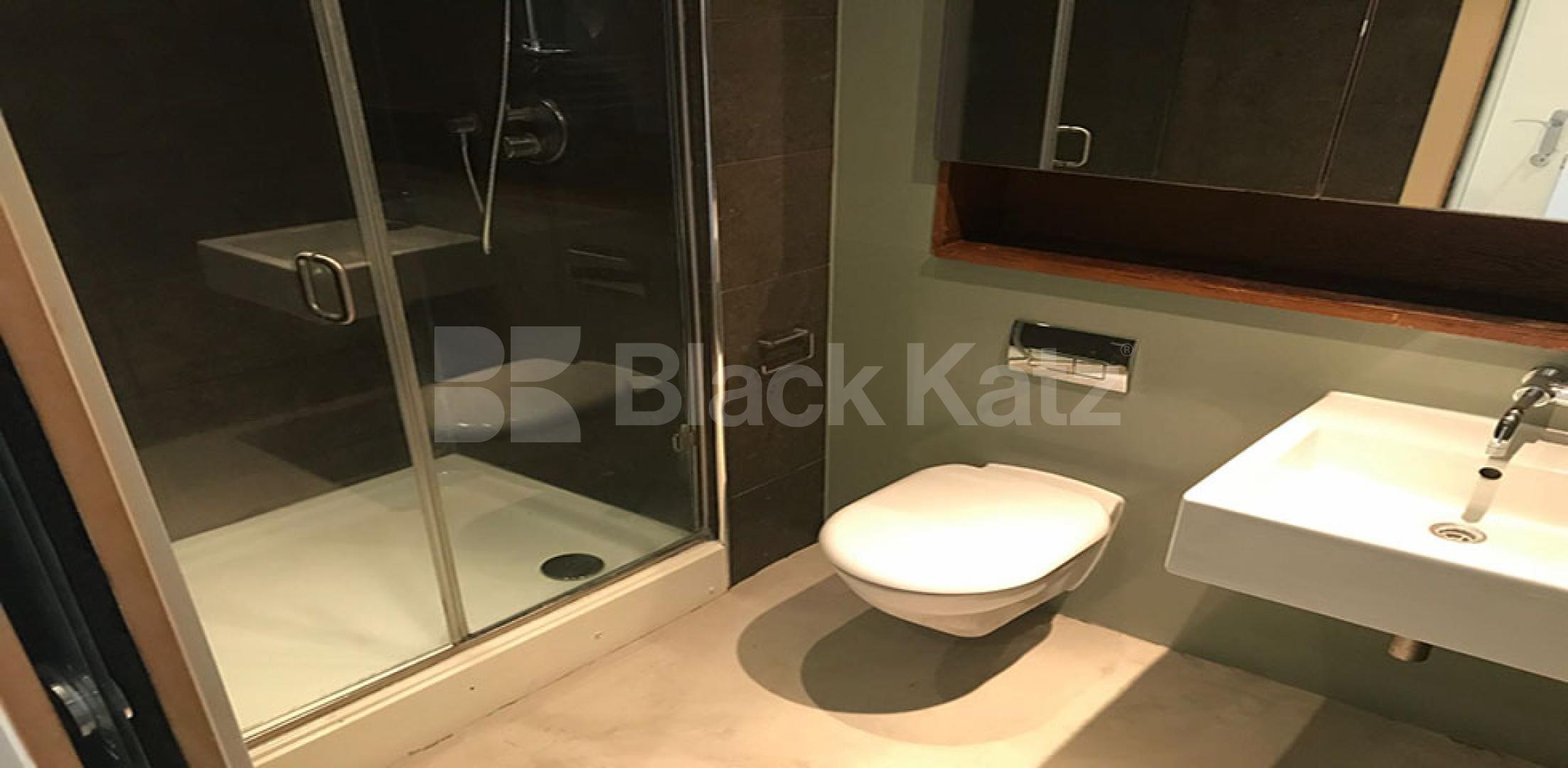 			MINUTES TO REGENTS PARK!, 2 Bedroom, 1 bath, 1 reception Flat			 Abbey Road, ST JOHNS WOOD