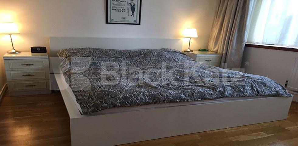 			MINUTES TO HYDE PARK & MARBLE ARCH!, 2 Bedroom, 1 bath, 1 reception Flat			 The Quadrangle , MARBLE ARCH - PADDINGTON 