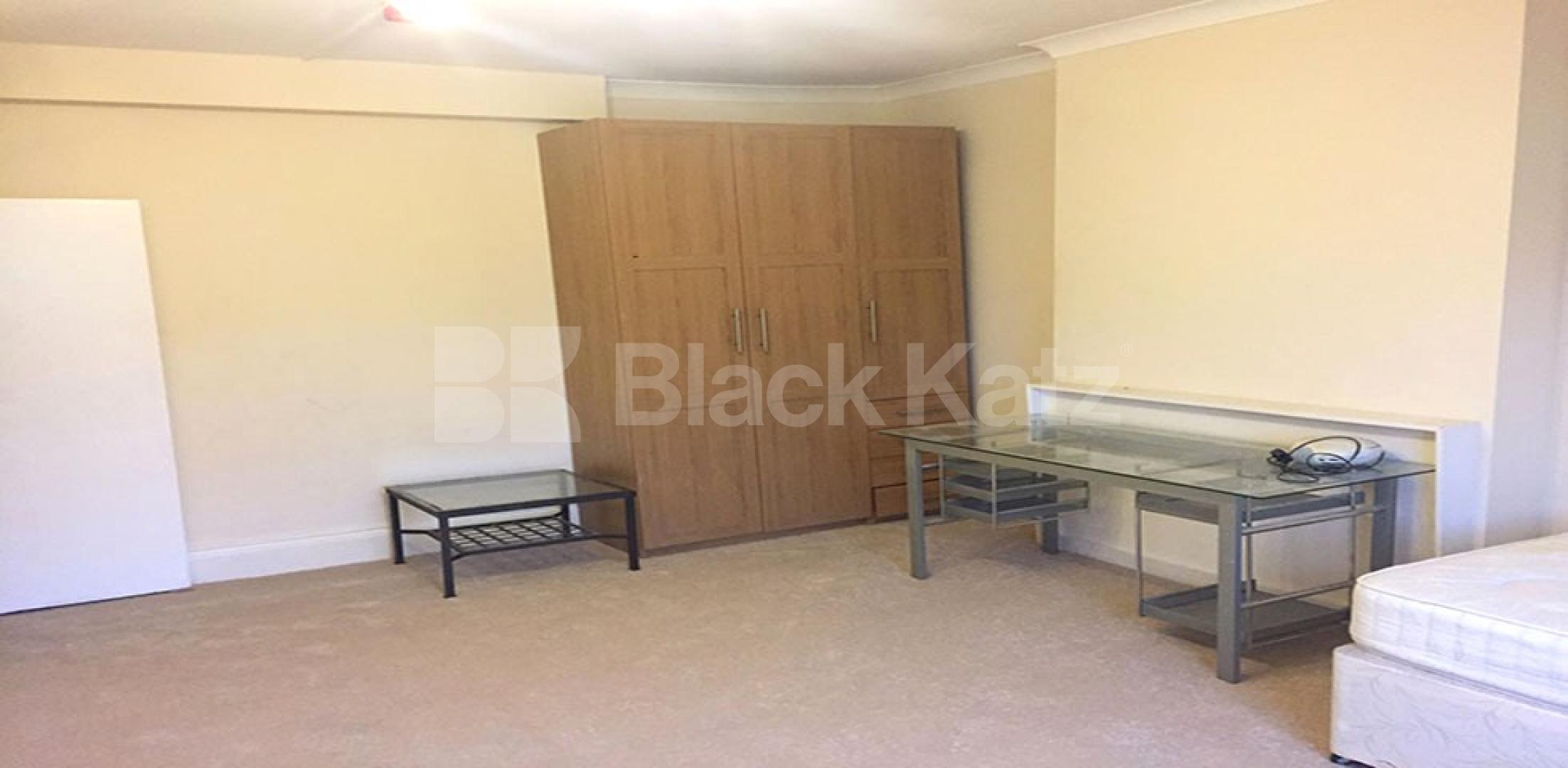 			NEW INSTRUCTION!, Studio Apartment, 1 bath, 1 reception Studio			 Adamson Road, SWISS COTTAGE